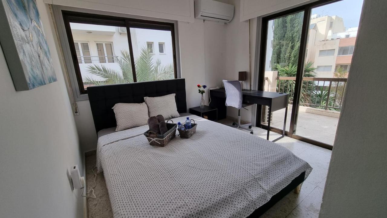 Cozy Beach Apt / 100 Mbit+ Netflix / Near Airport Larnaca Ngoại thất bức ảnh